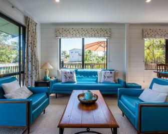 Franks Treehouse - Oneroa Holiday Home - Oneroa - Salon