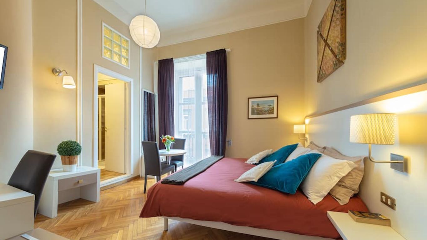 Il Ventre Di Napoli ' Costantinopoli'