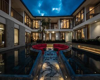 Lijiang Liman Wenzhi Hotel - Lijiang - Edificio