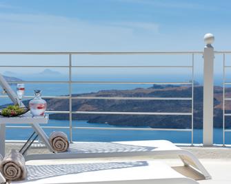 Nefeles Luxury Suites - Thera - Balcony