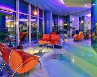 Aqua Hotel - Burgas - Salónek
