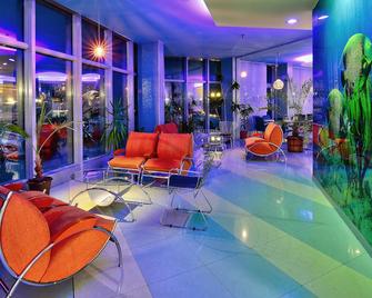Aqua Hotel - Boergas - Lobby