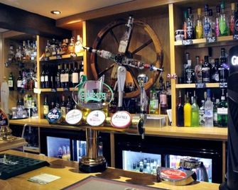 The Rose and Crown - Thorpe le Soken - Bar