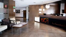 Tach Madrid Airport - Madrid - Front desk