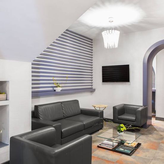 Living room view of Hotel Piazza Di Spagna