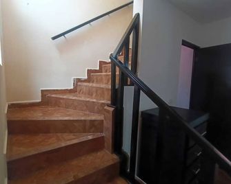 Casa Villegas R - Linares - Escaleras