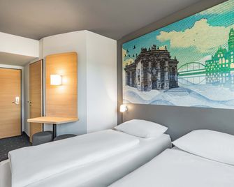 B&b Hotel Saarbrücken-ost - Saarbrücken - Edificio