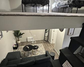 Our modern tiny home - Terre Haute - Sala de estar