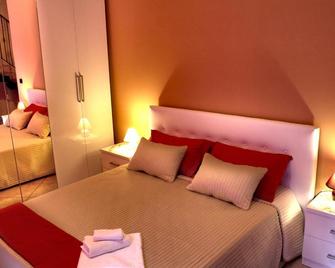 Bed & Breakfast Federico II - Barletta - Habitación