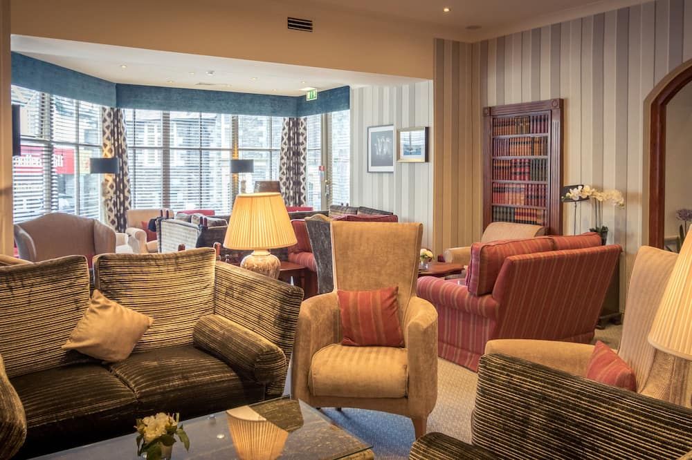 أمبلسايد سالوتاشن هوتل آند سبا