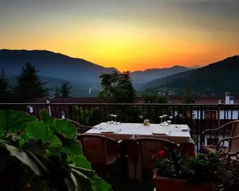Hotel Cercone - Caramanico Terme - Balcony