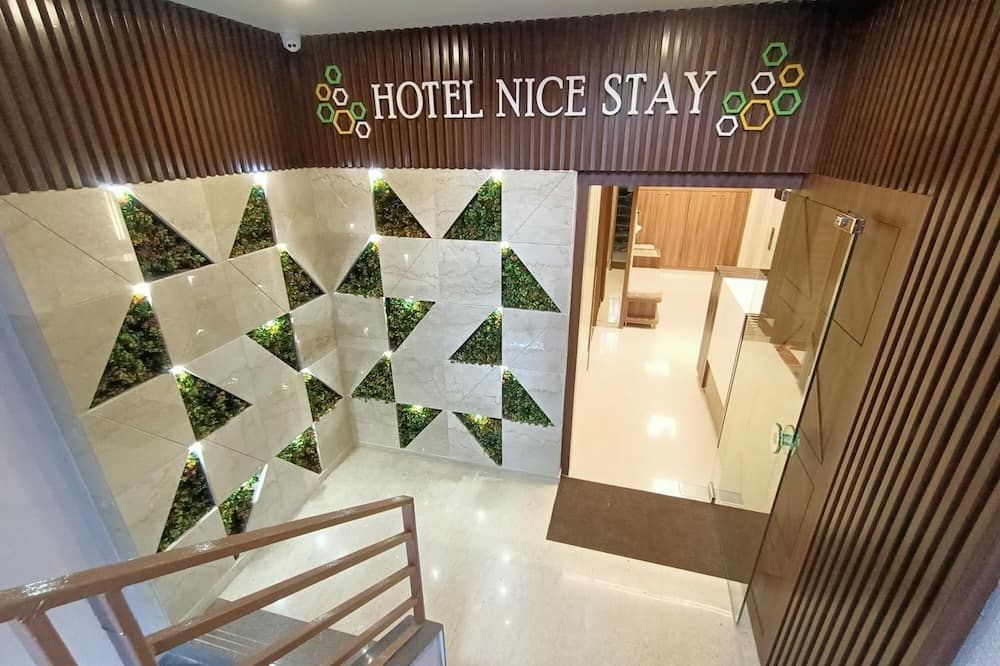hotel nice stay - Mumbai - Lobby