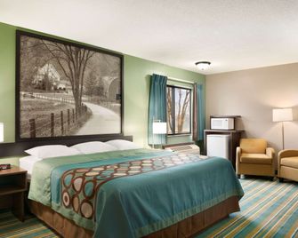 Super 8 by Wyndham Rantoul - Rantoul - Camera da letto