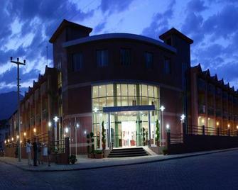 Grand Nar Hotel - Kemer - Gebäude