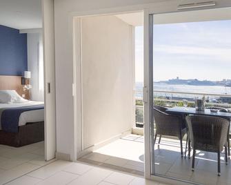 Residence De Tourisme Ajaccio Amiraute - Аяччо - Балкон