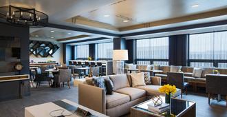 Renaissance Chicago O'Hare Suites Hotel - שיקאגו - טרקלין