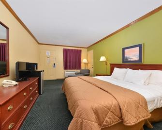 Americas Best Value Inn Maumee/Toledo - Maumee - Bedroom