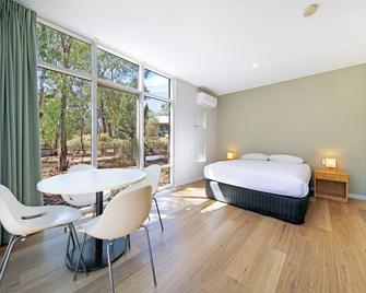 Wilpena Pound Resort - Flinders Ranges - Bedroom