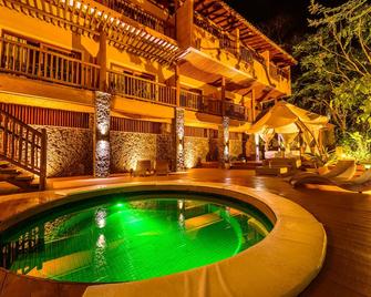 Kalango Hotel Boutique - Ilhabela - Pool