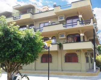 Solimar Inn Suites - Zihuatanejo - Building