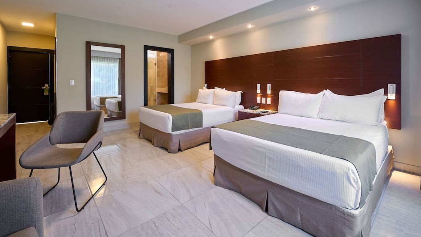 Hotel Estancia Business Class