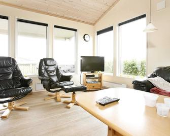 Modern Holiday Home in Vestervig With Sauna - Vestervig - Sala de estar