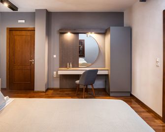 Erofili Hotel & Suites - Portaria - Chambre