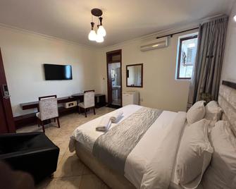 Nejobugg Palace Hotel - Arusha - Habitación