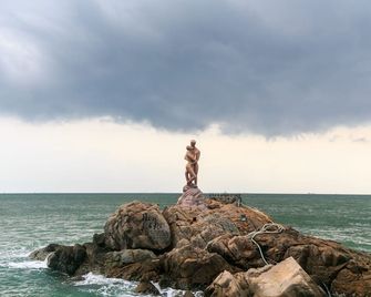 Marine Hotel & Apartment - Vung Tau