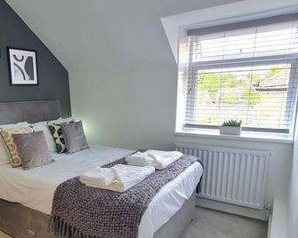 Beam End Snainton - Modern 2-bedroom Stone Cottage - Scarborough