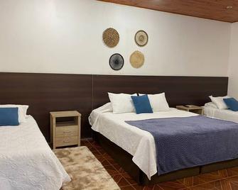 Hotel Linares - Linares - Camera da letto