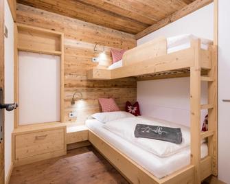 Aurina Lodges - Lutago - Bedroom