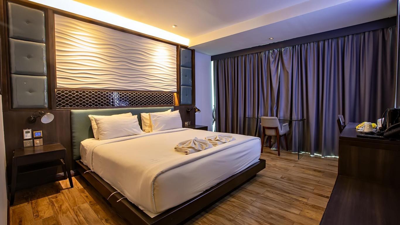 โฮลาเทล พิษณุโลก