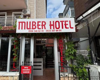 muber otel - Gümüldür Cumhuriyet - Edificio
