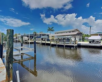 275 Blue Bay - Fort Myers Beach