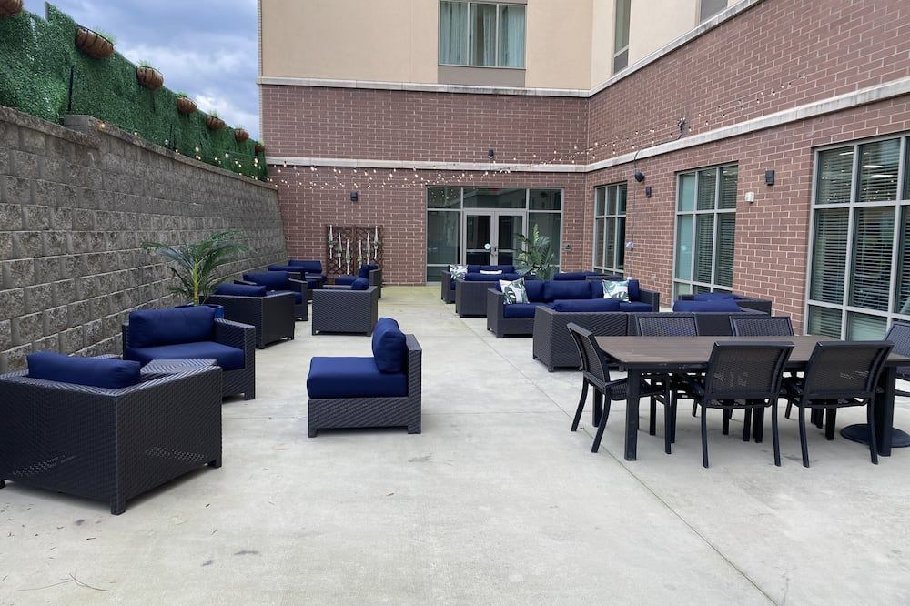 Hampton Inn & Suites Charlotte Ballantyne - Charlotte - Patio