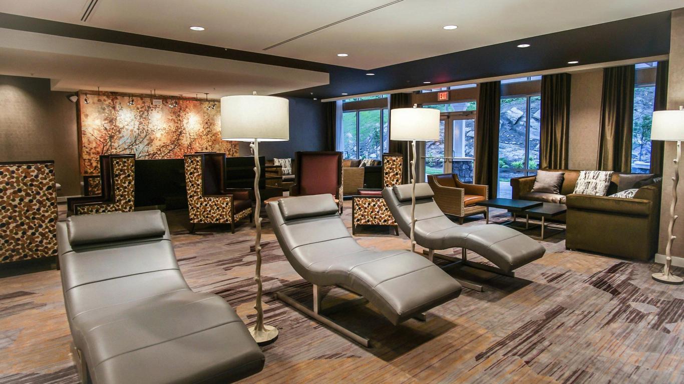 Courtyard by Marriott Lenox Berkshires