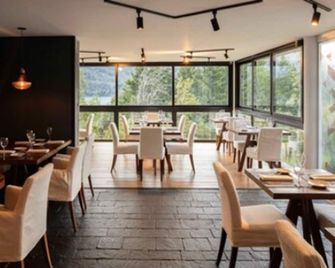 Hotel Alto Traful by DON - Villa Traful - Restaurante