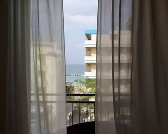 Hotel Anita - Gatteo a Mare - Balkon