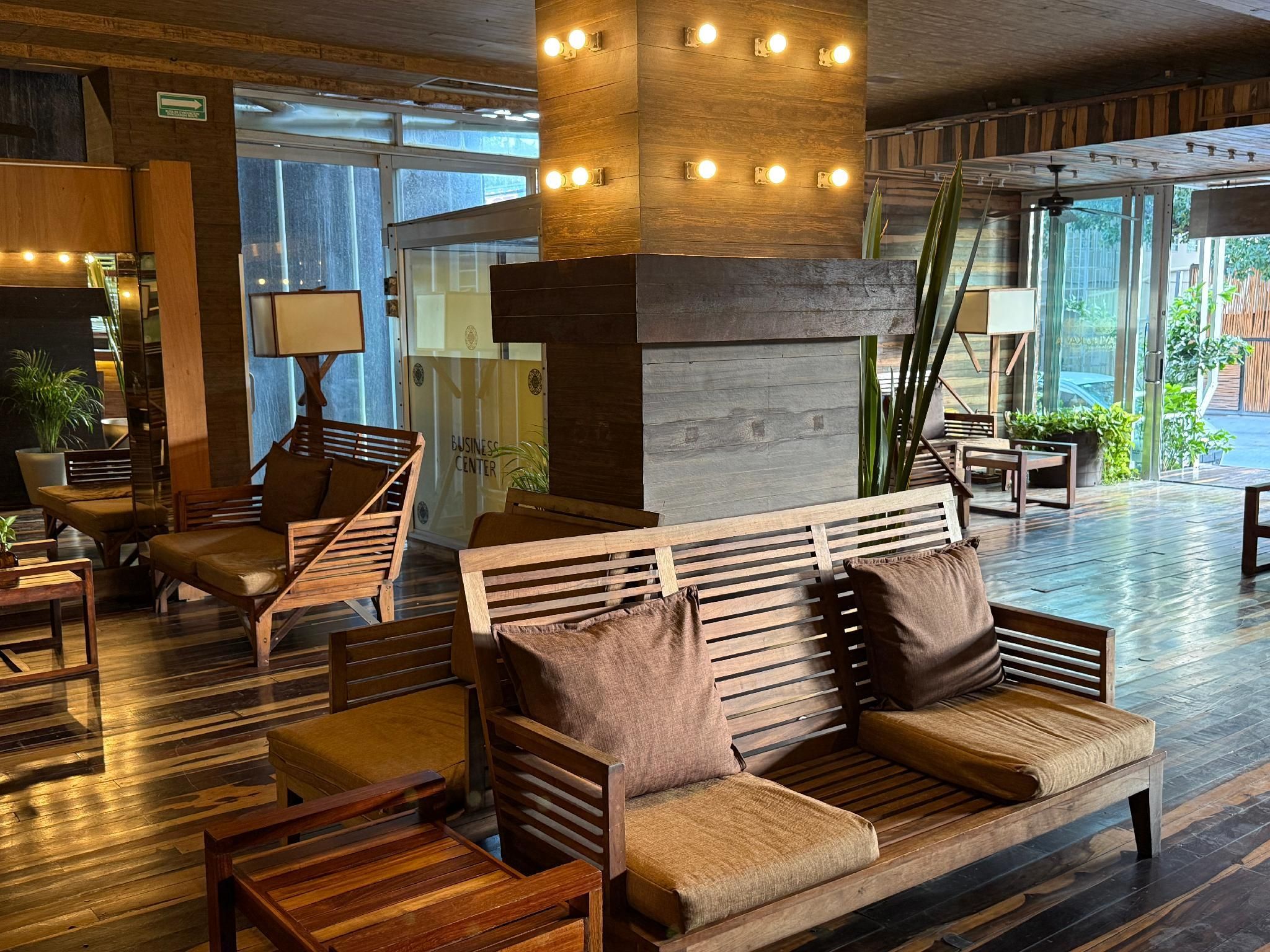 Hotel Kavia 5th Avenida