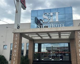 Star Hotel - Chapecó - Gebäude