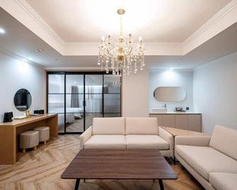 H Avenue Gumi Okgye - Gumi - Living room