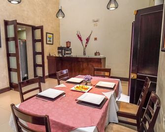 Casa De Las Flores Hotel - Oaxaca - Dining room