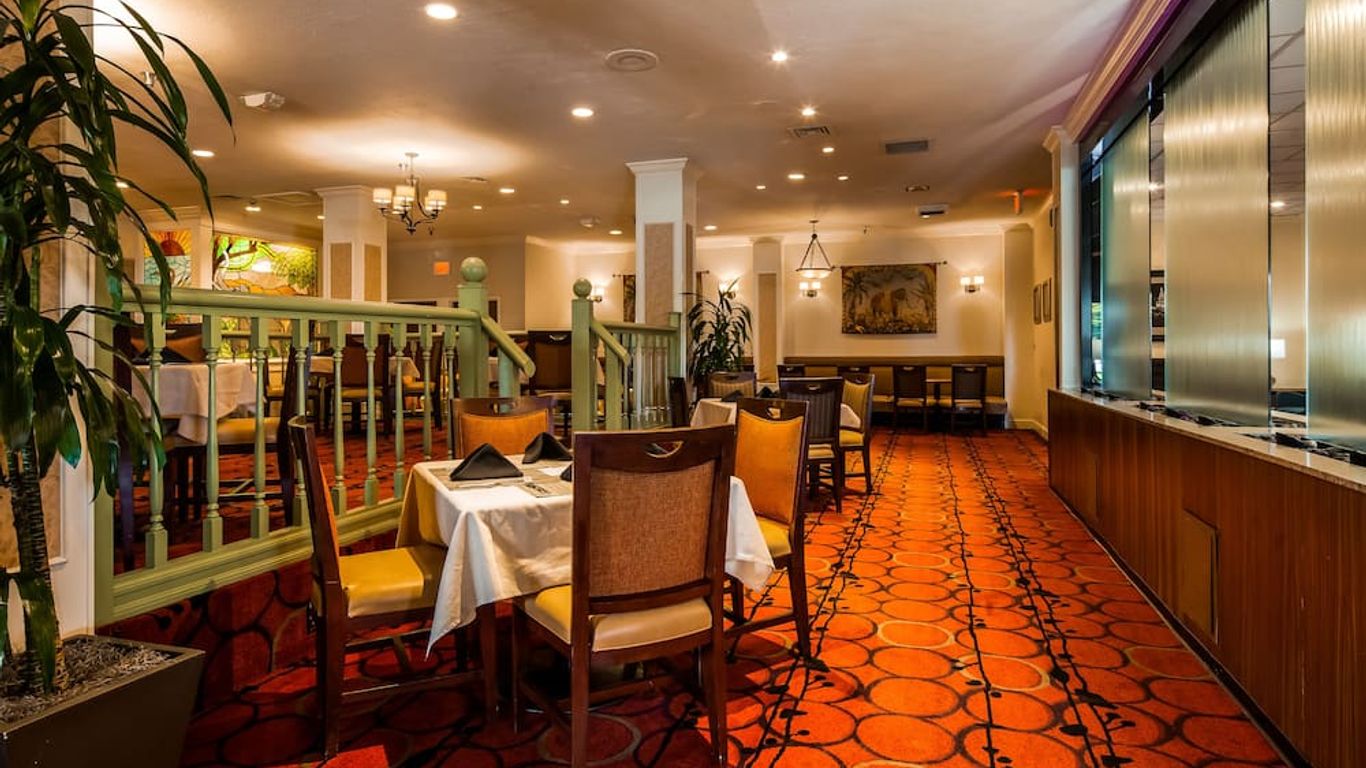 Best Western Plus Grosvenor Airport Hotel