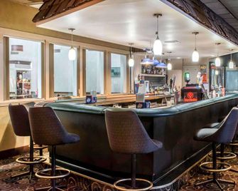 Baymont by Wyndham Barstow Historic Route 66 - Barstow - Bar