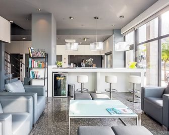 Cliphotel - Vila Nova de Gaia - Lobby