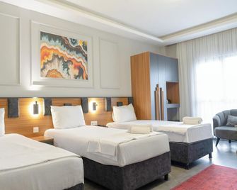 Grand Moon Hotel - בייצ'קמג'ה - חדר שינה