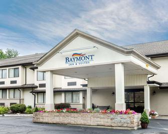 Baymont by Wyndham Branford/New Haven - Branford - Building