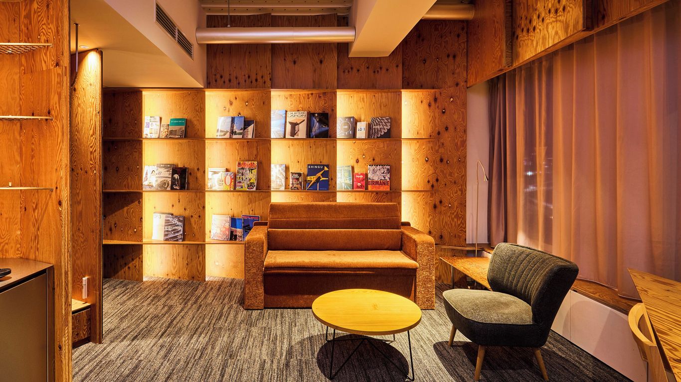 ONE@Tokyo by insomnia