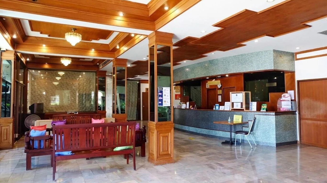 โรงแรม อู่ทอง